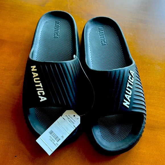 Men’s NWT  size 10 sandals - Picture 2 of 5